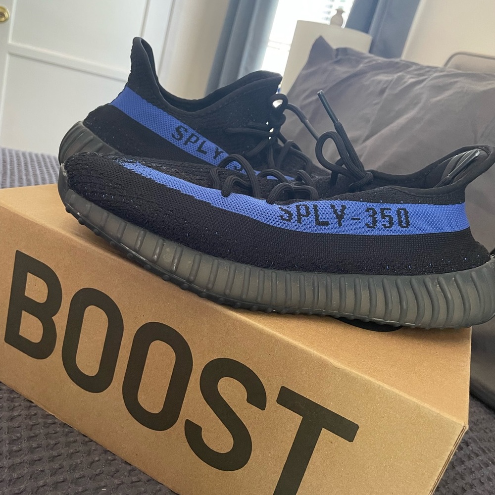 Men's Yeezy Boost 350 size 11